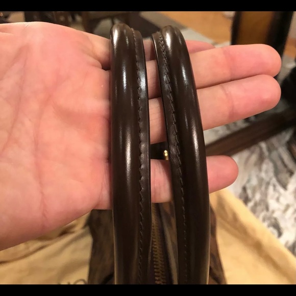 💎 Authentic Louis Vuitton Damier Trevi GM 💎 - Picture 4 of 13